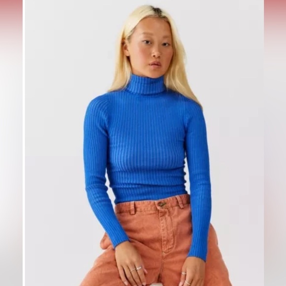 Urban Outfitters - Hudson Turtleneck in Blue - Picture 1 of 4